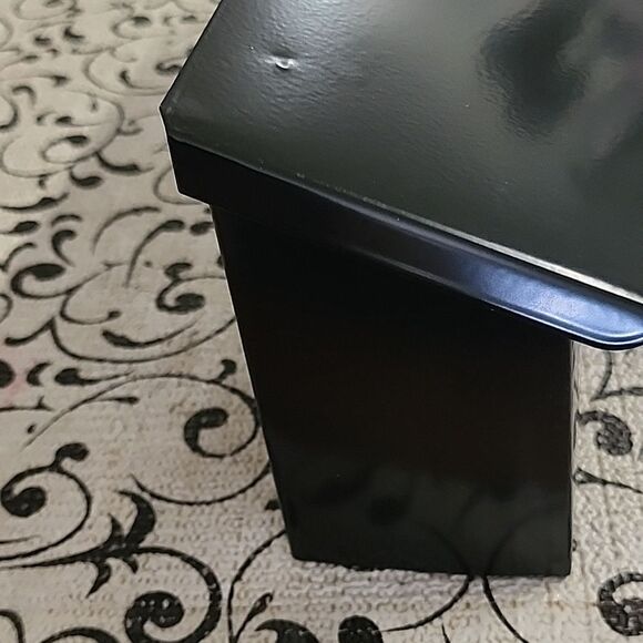 Residential Mailbox with Continuous Hinge - Picture 12 of 14